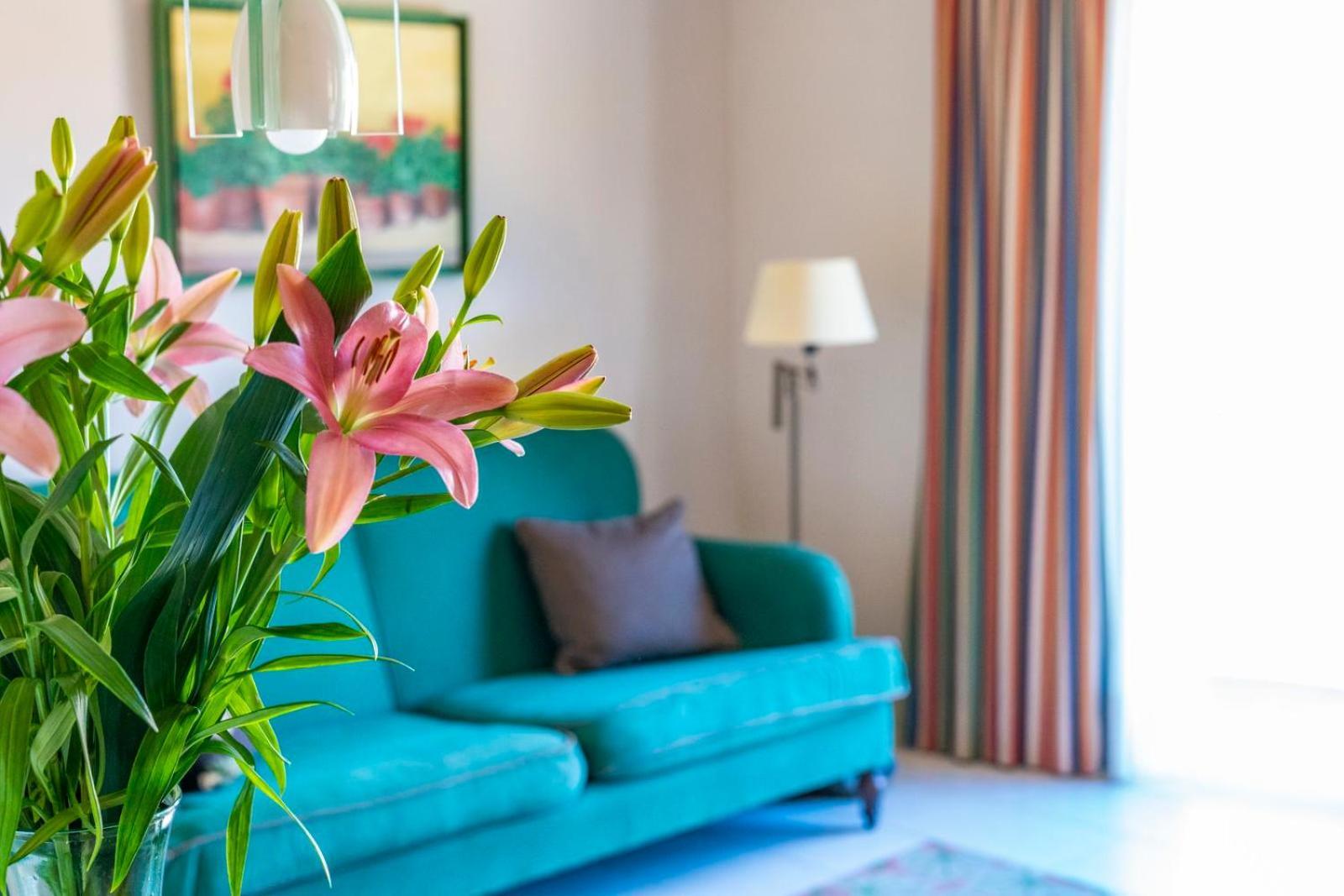 Apartaments Suites Sant Jordi Montbrió del Camp Eksteriør billede